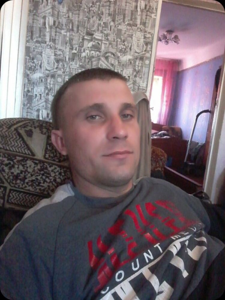 37208556  , 33 ,    