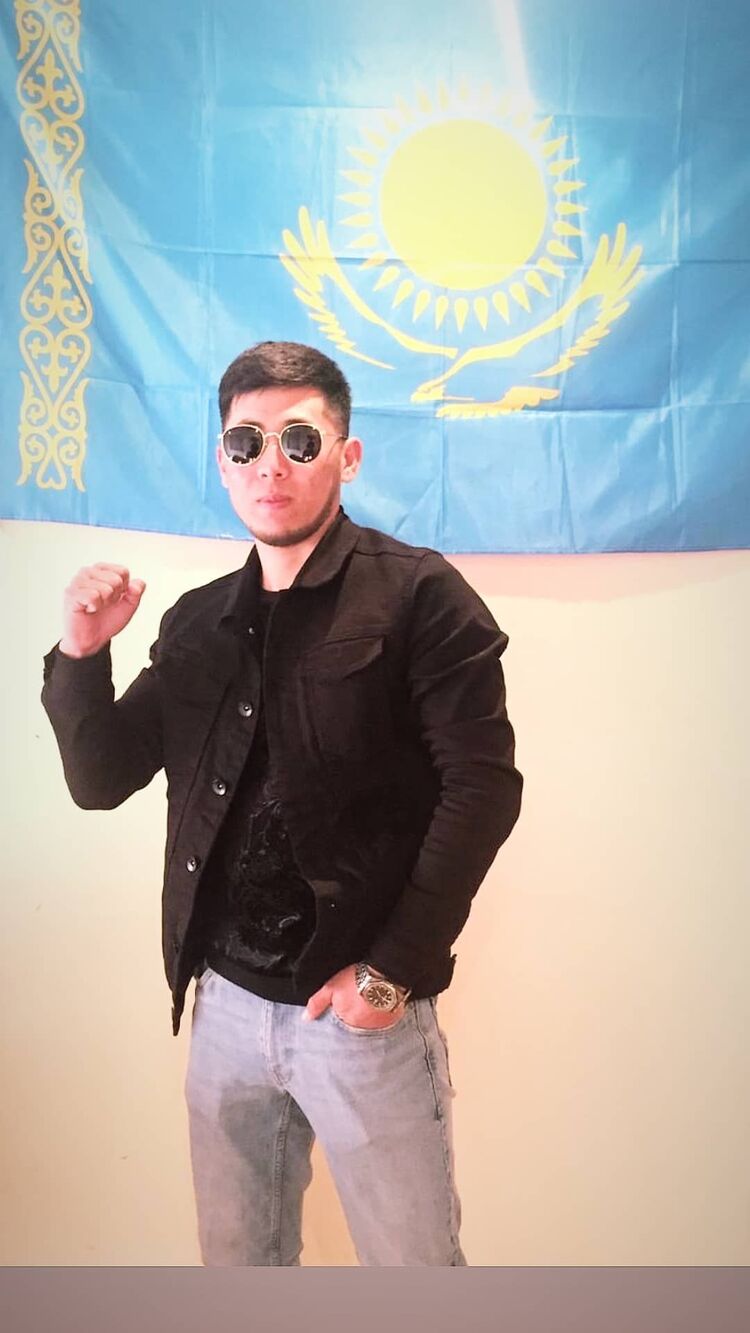  22765896  Siko, 30 ,    