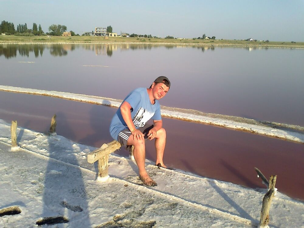 ,   Sasha, 41 ,   ,   , c 