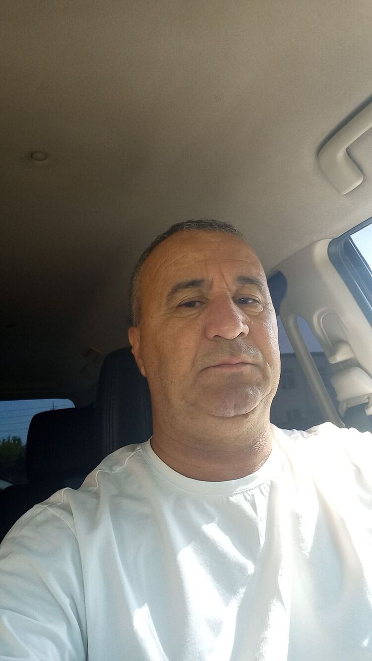  43846756  ALIK, 49 ,    