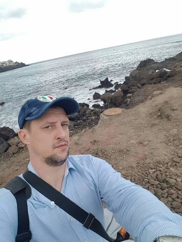  ,   Michail, 39 ,   ,   , c 