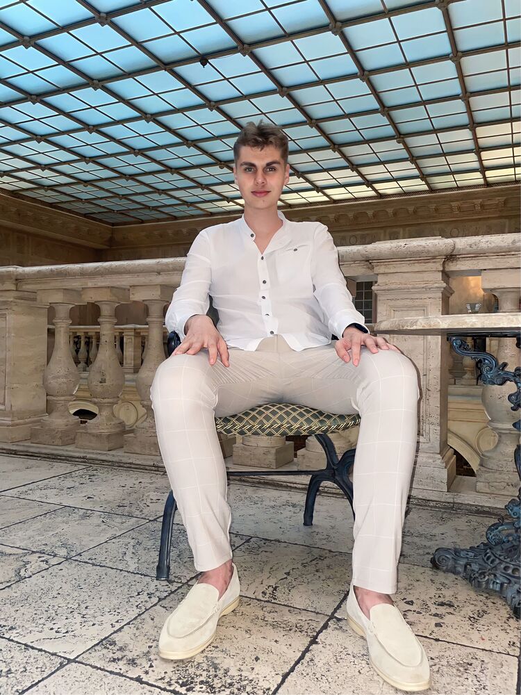  ,   Kempinnen, 22 ,   ,   , c , 