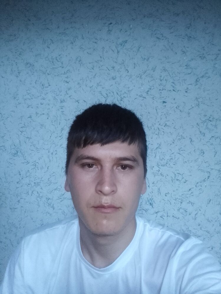  ,   Lutfullo, 25 ,   ,   