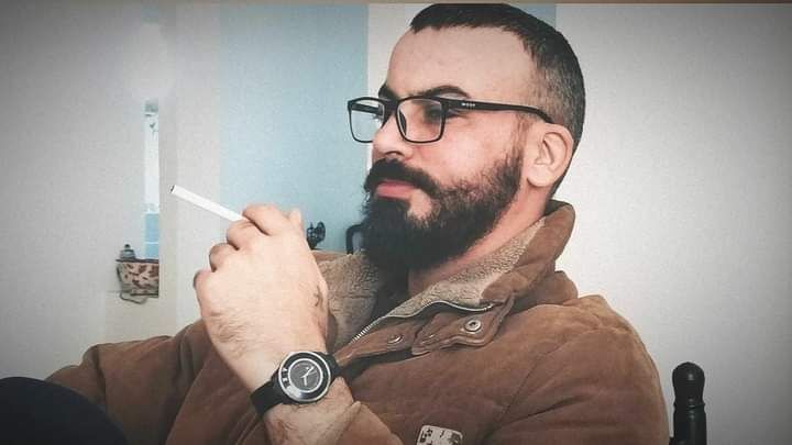  Algiers,   AkramCHENINA, 33 ,   c 