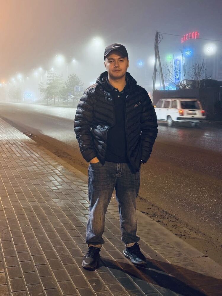  48886376  , 24 ,    