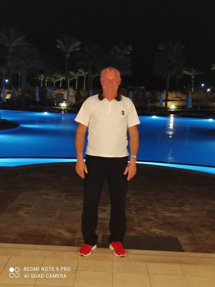  48132356  Pavel, 51 ,    -