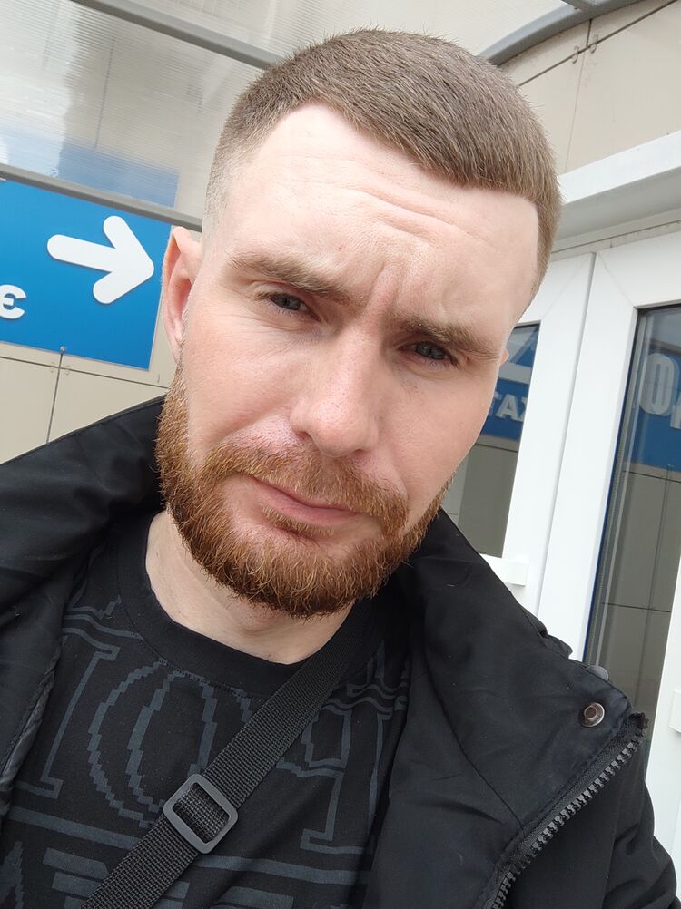  38743156  , 31 ,    --