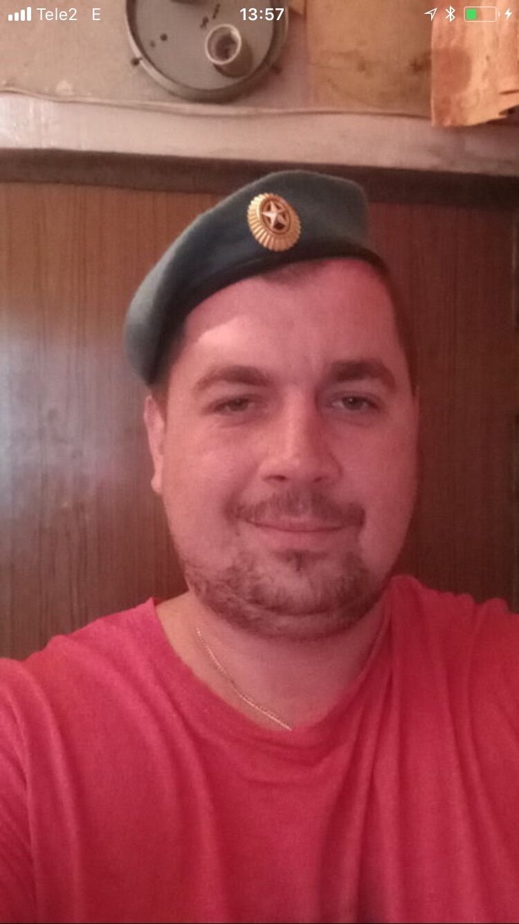  42235036  Ivan, 37 ,    