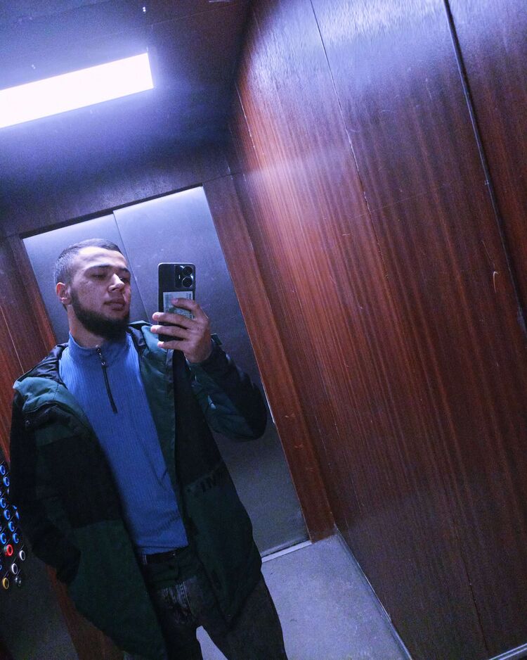  46950486  , 25 ,    