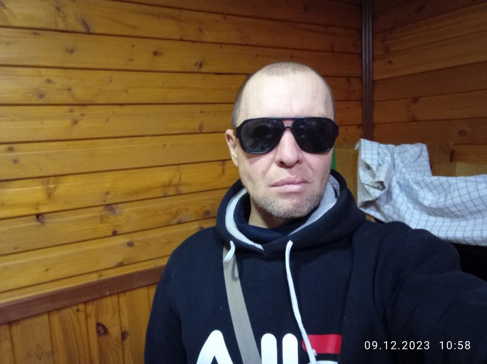  ,   Oleg, 45 ,   ,   , 