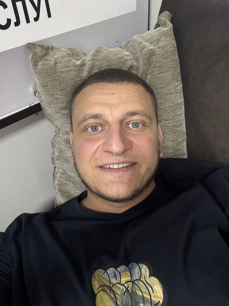  53387066  , 27 ,    
