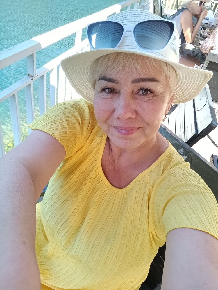  53931896  , 52 ,    -