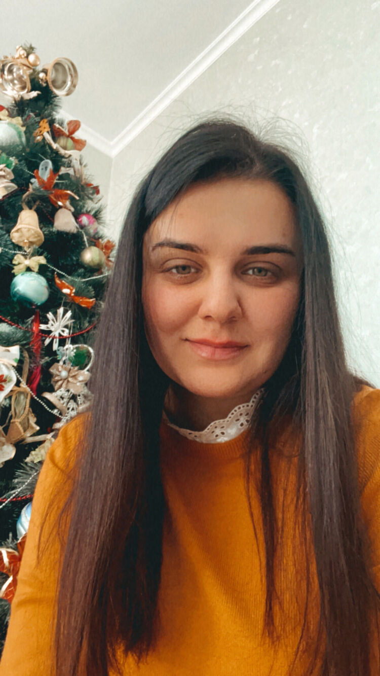  ,   Mariana, 29 ,   ,   