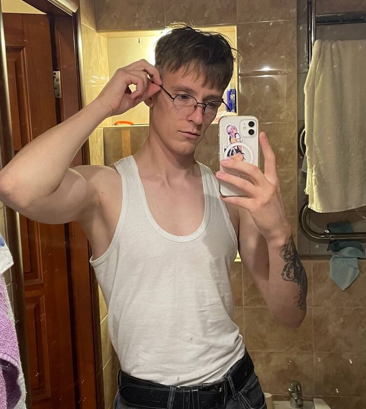  43821356  Rarenone, 26 ,    