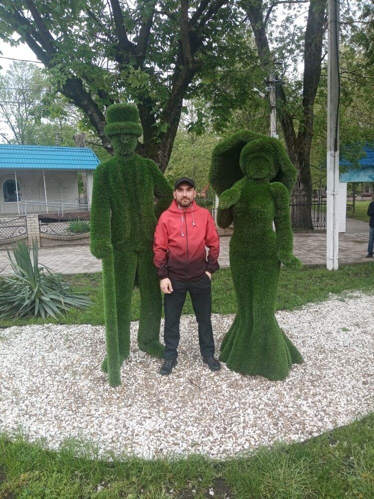  30799876  , 42 ,    