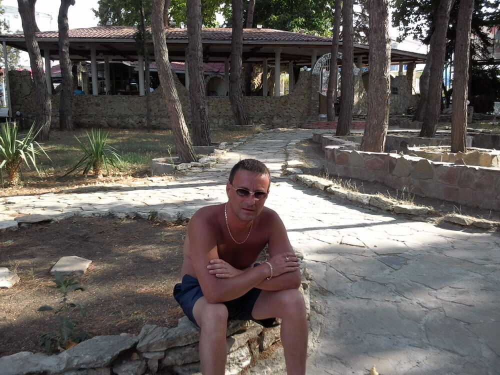  45940406  Oleg, 48 ,    -