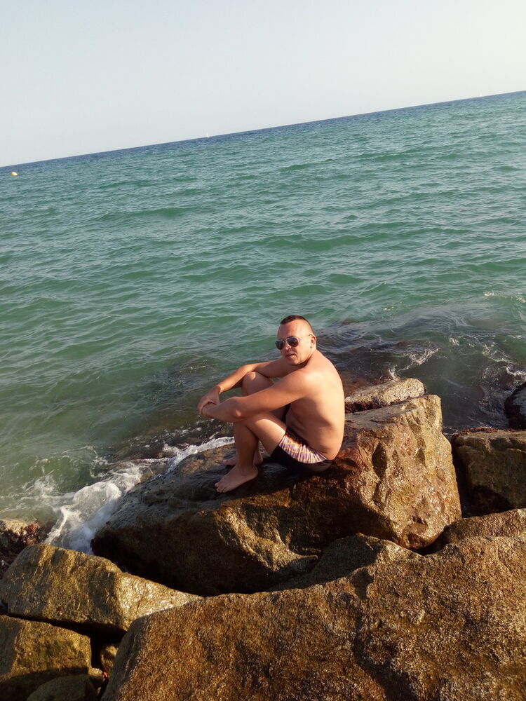 12145296  Ivan, 43 ,    Barcelona