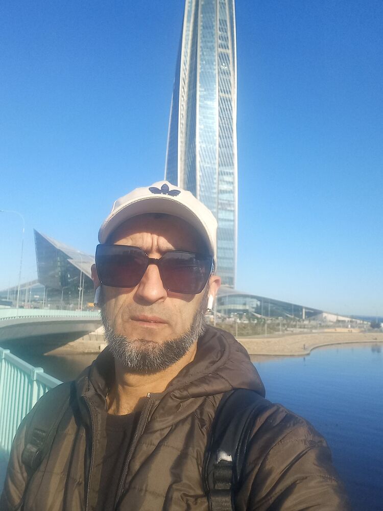  44287406  , 41 ,    -