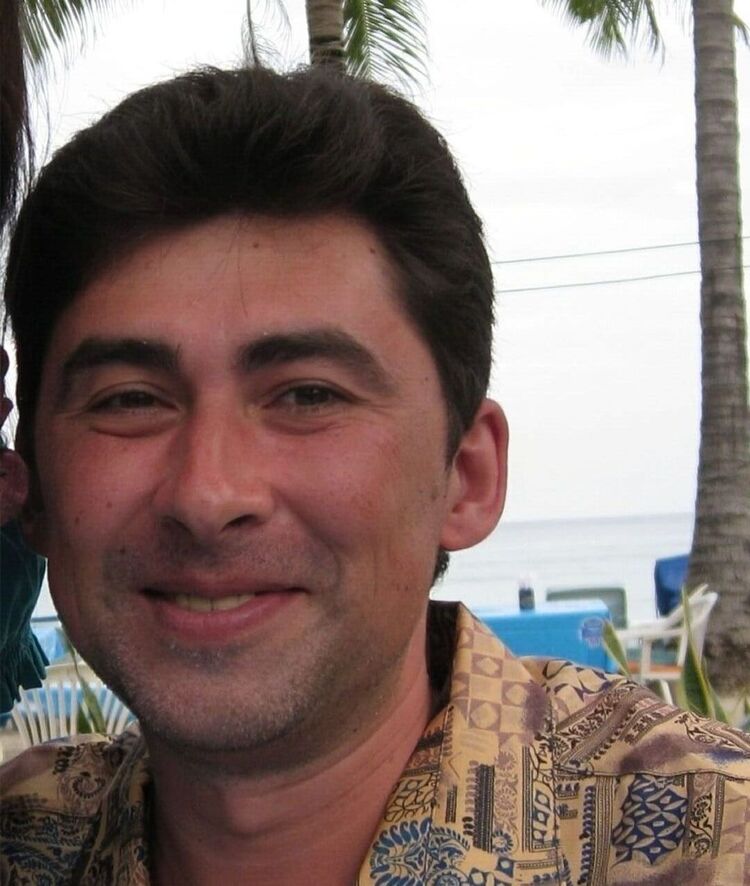  ,   Miguel, 46 ,   ,   