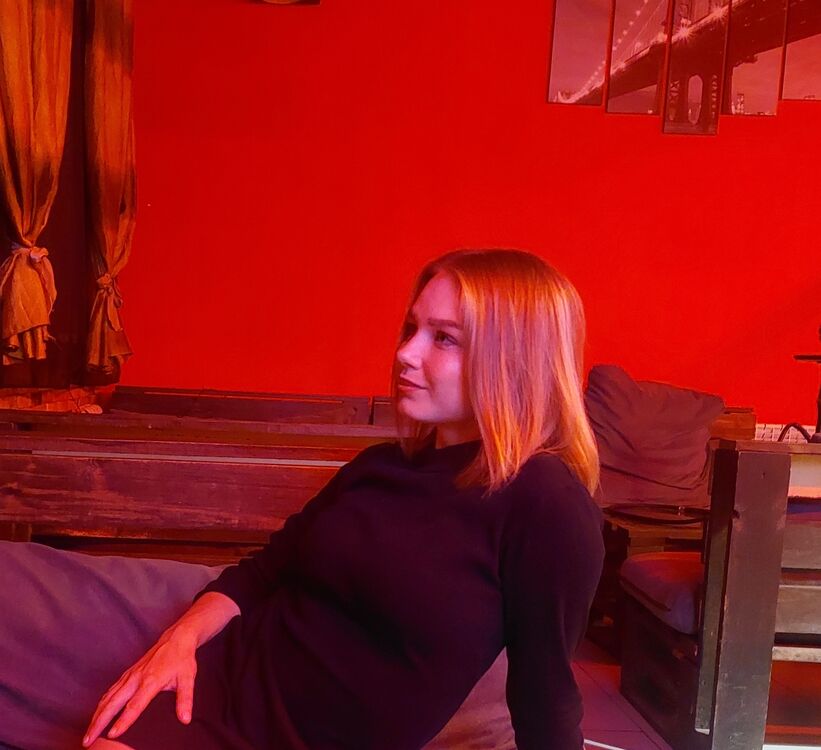  29683916  , 28 ,    
