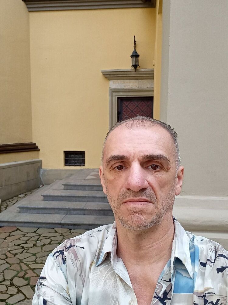  49616556  , 52 ,    