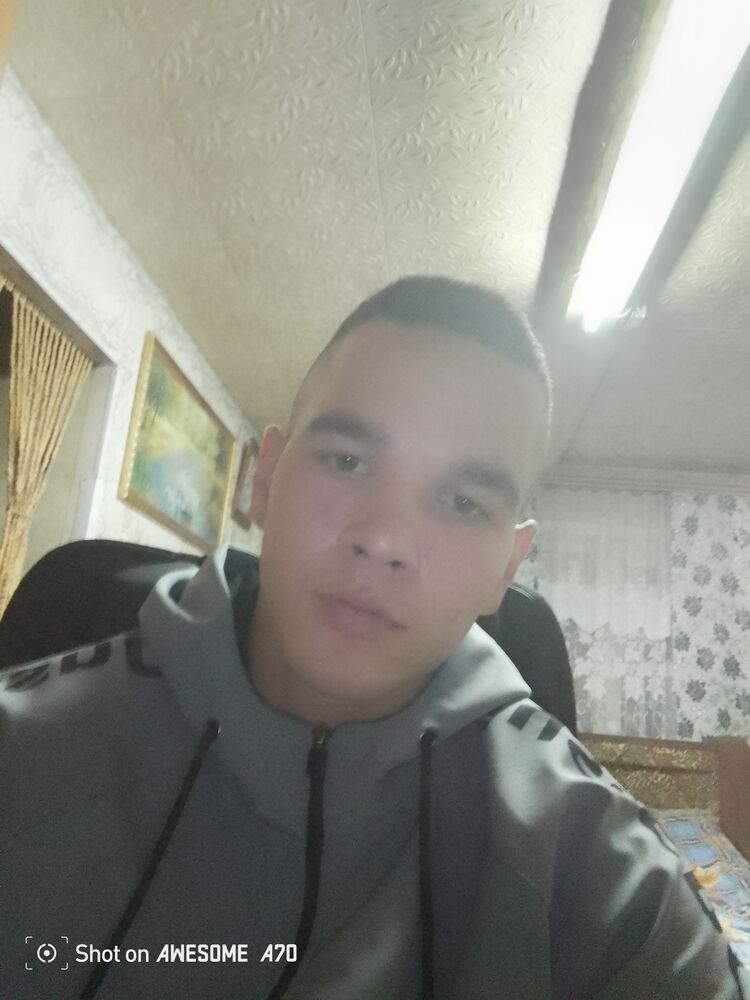  45626836  Sergey, 21 ,    