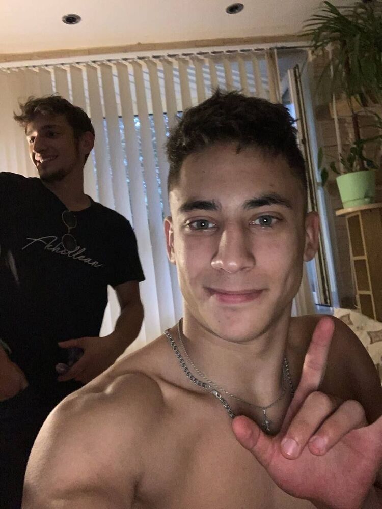  53889676  Alavardo, 23 ,    