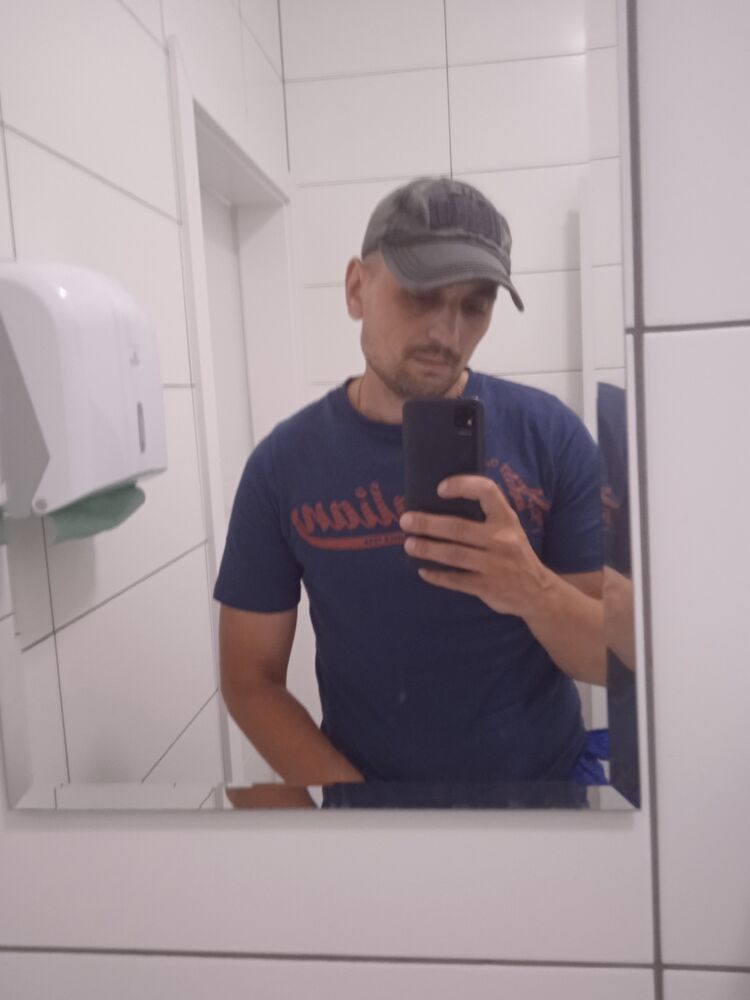  ,   Stanislaw, 37 ,   ,   , c 