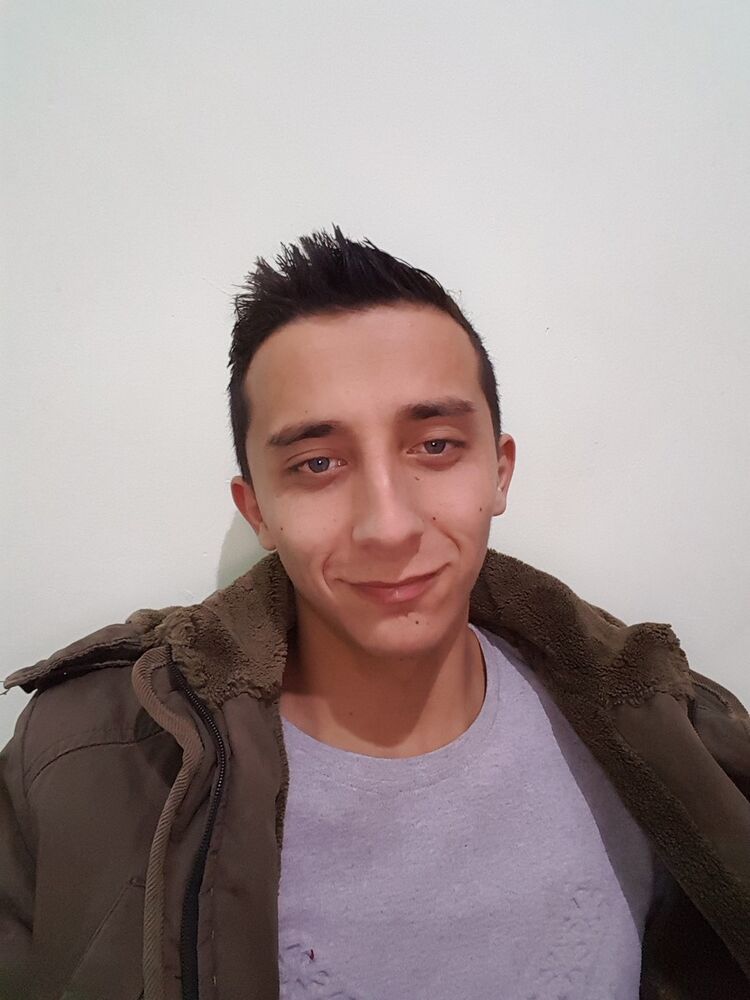  18762256  Orzu, 27 ,    