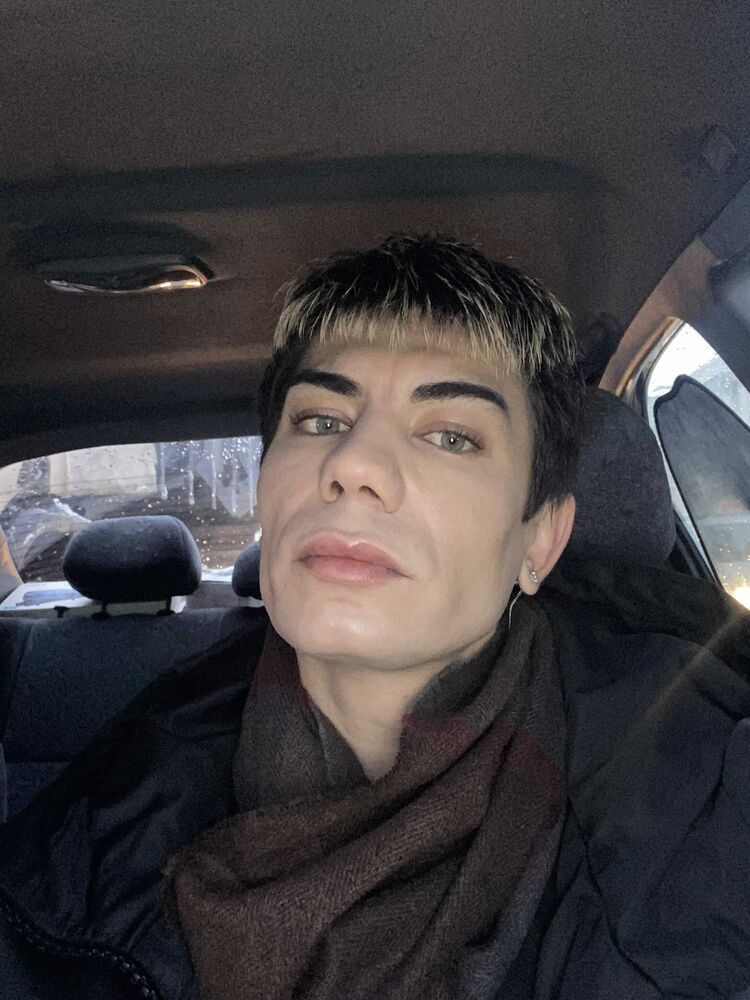 ���� 25695056 ������� ����, 33 ����, ���� ���������� � �����-����������