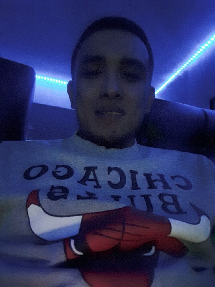  ,   Elaman, 32 ,   