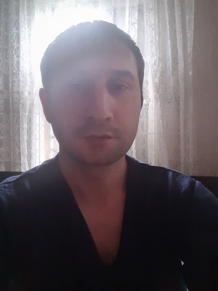  33705466  , 37 ,    