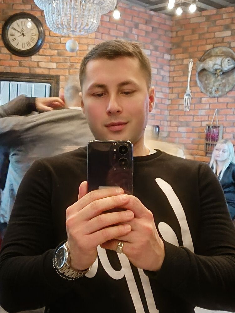  39243926  , 31 ,    