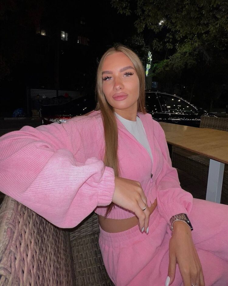  54097416  , 31 ,    -