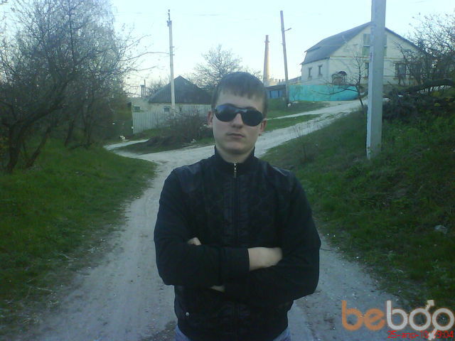  1306776  Artem, 31 ,    