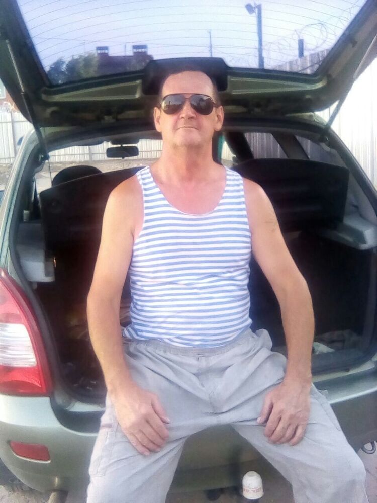  ,   Vitalii, 64 ,   ,   , c 