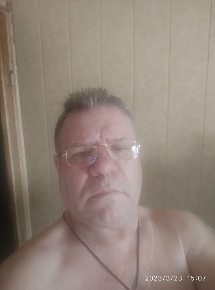 33749516  , 62 ,    