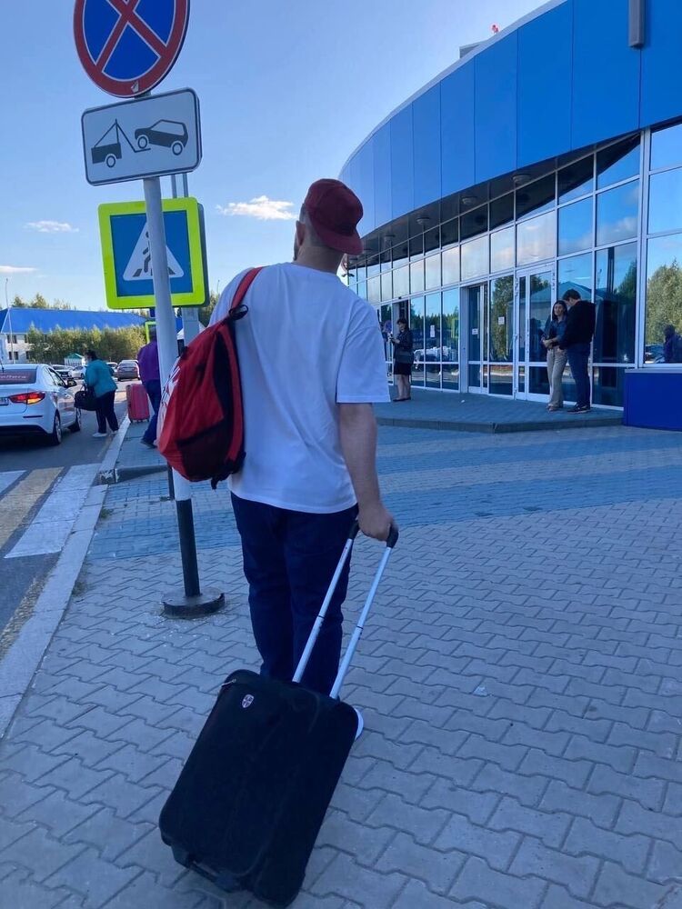  38451126  , 26 ,    -