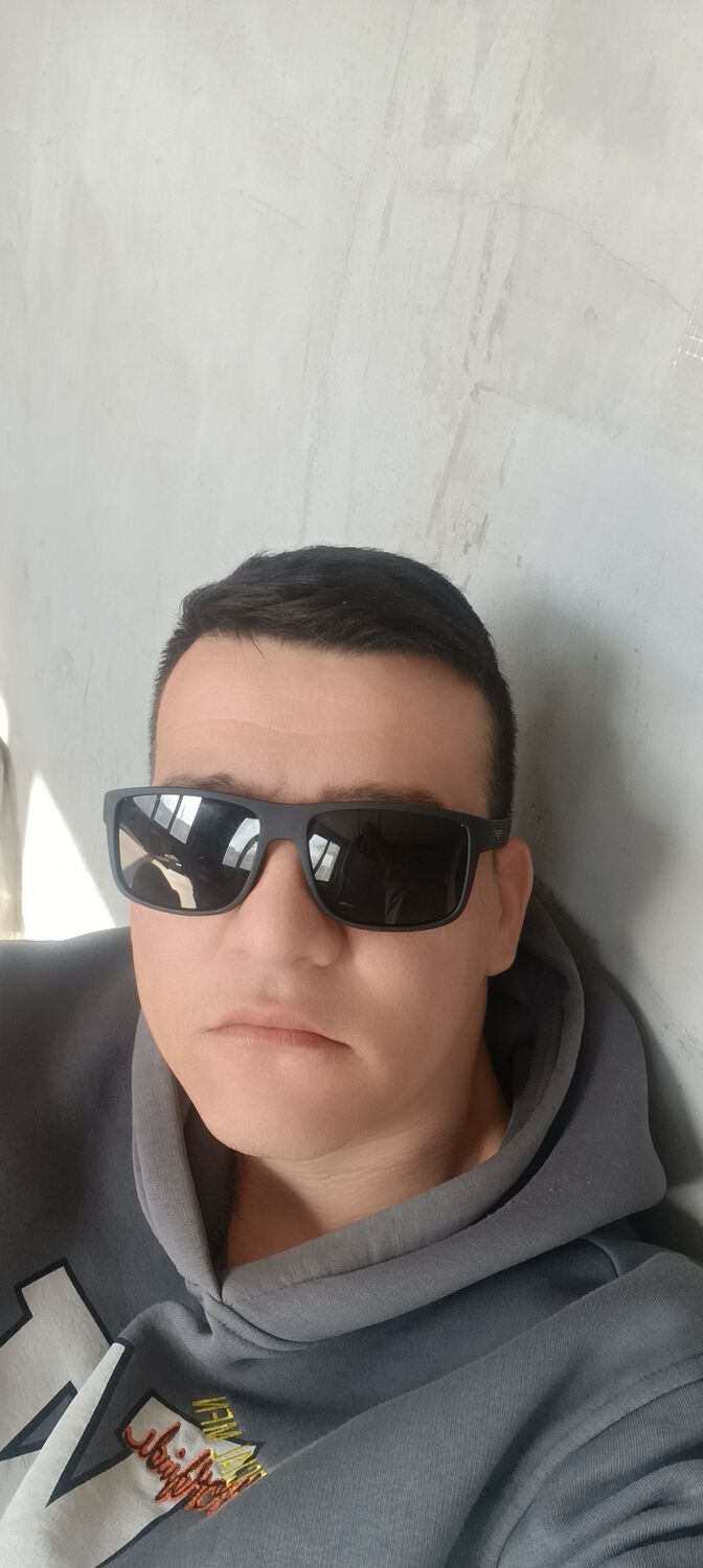  43018476  , 32 ,    