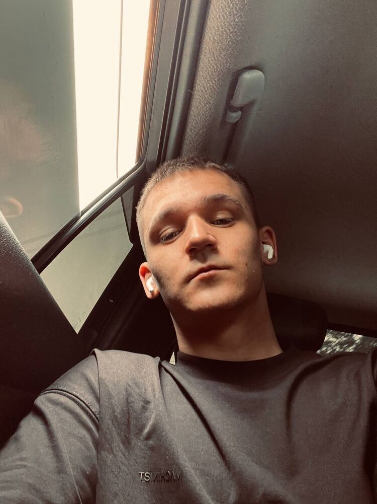  36597136  , 23 ,    