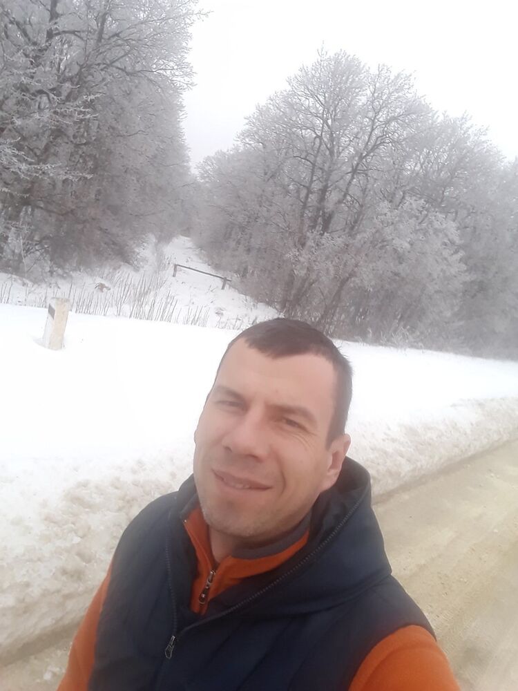  ,   Andrei, 39 ,   ,   , c , 