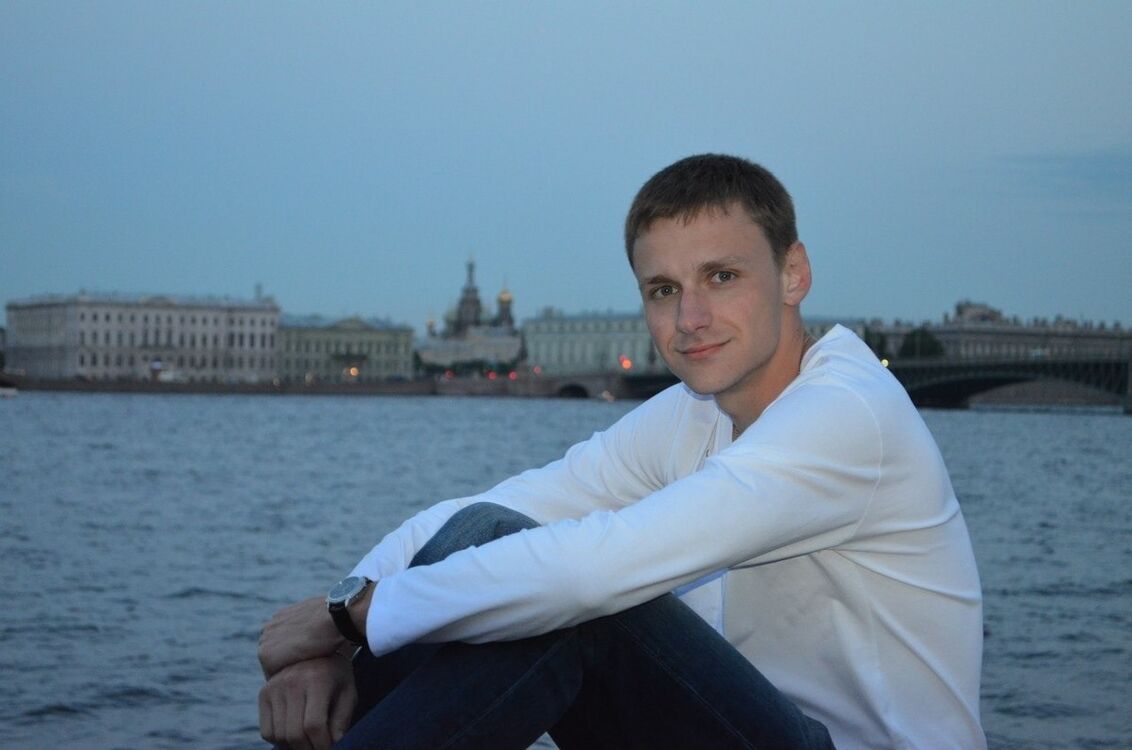  4148446  Vladislav, 38 ,    