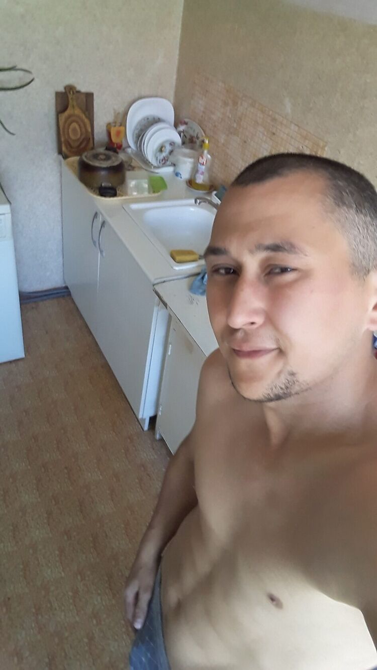  29976546  , 33 ,    