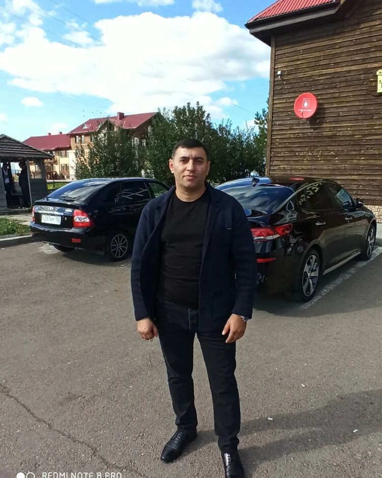  47165996  Alex, 45 ,    