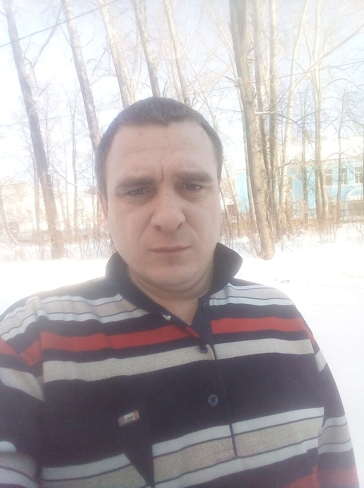  25158566  Anatolii, 35 ,    