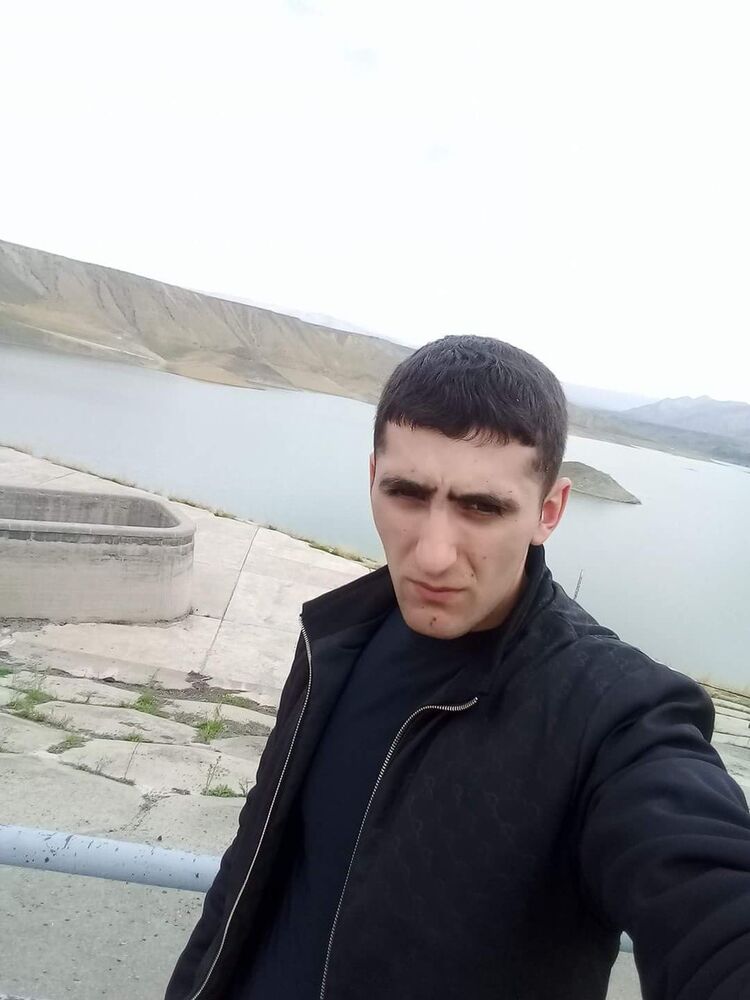  ,   Gnel, 30 ,   ,   , c 