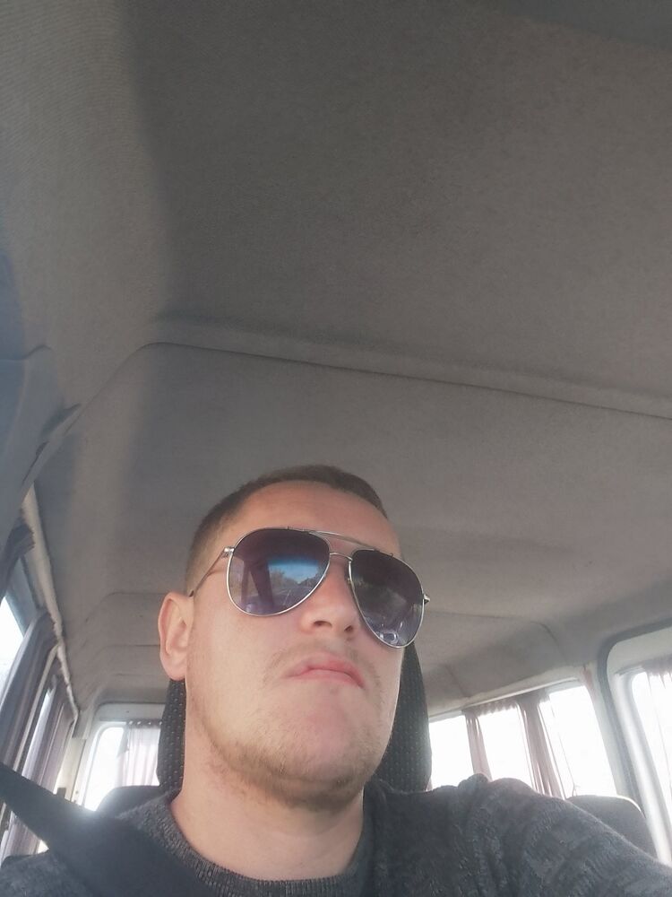  41946666  , 32 ,    