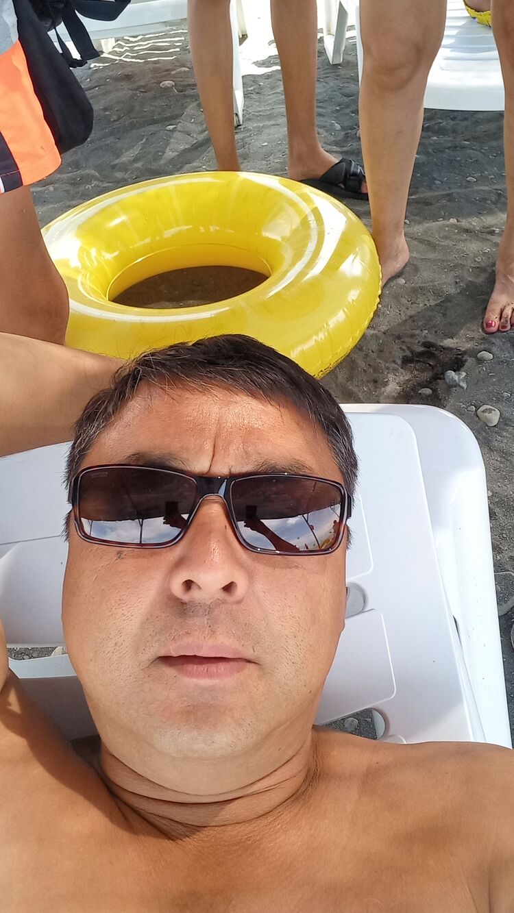  40274296  Asan, 49 ,    