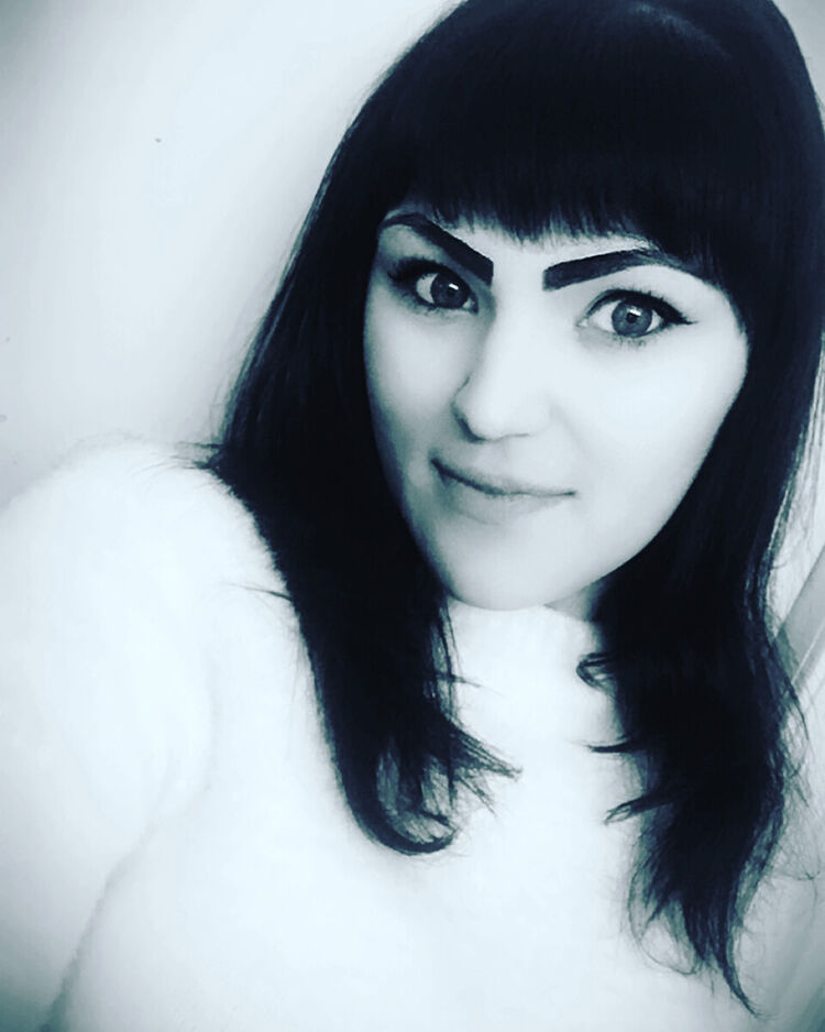  ,   Leyla, 30 ,  