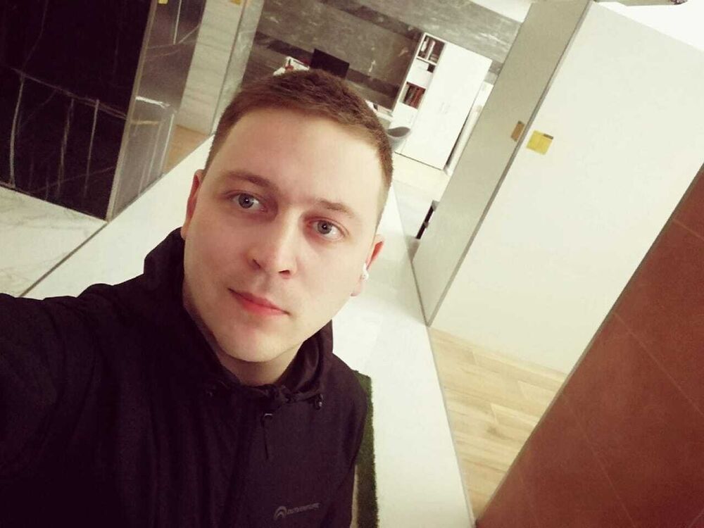  52744516  Dmitry, 33 ,    